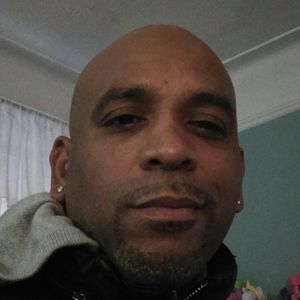Meet your Posher, Carlos
